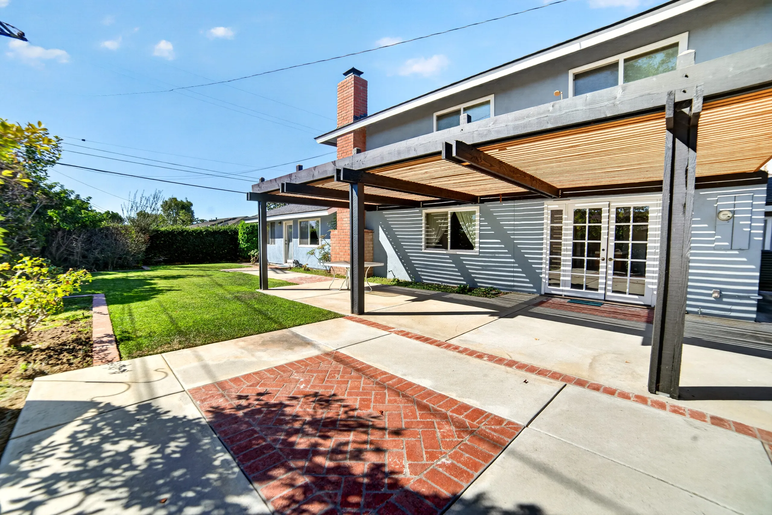 Residential listing — photo 11